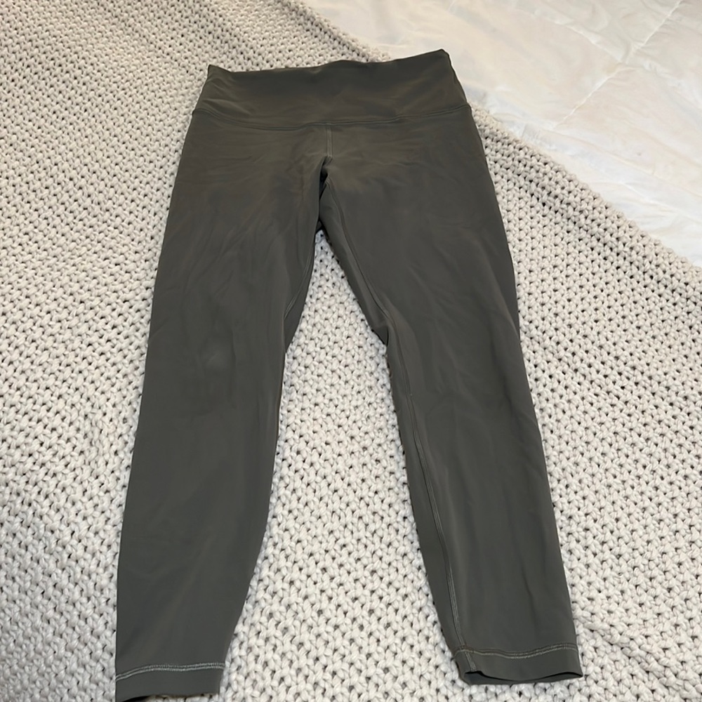 Lulu Lemon leggings